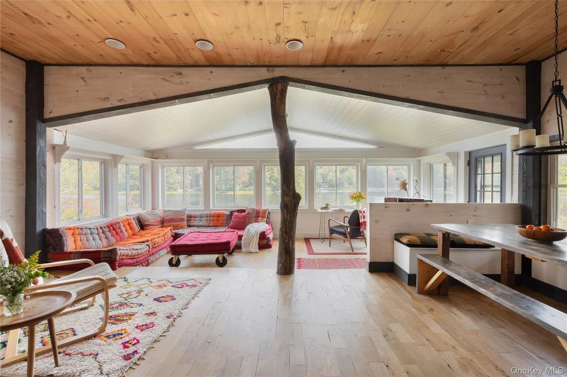 Photo of 212 Trout Brook Road