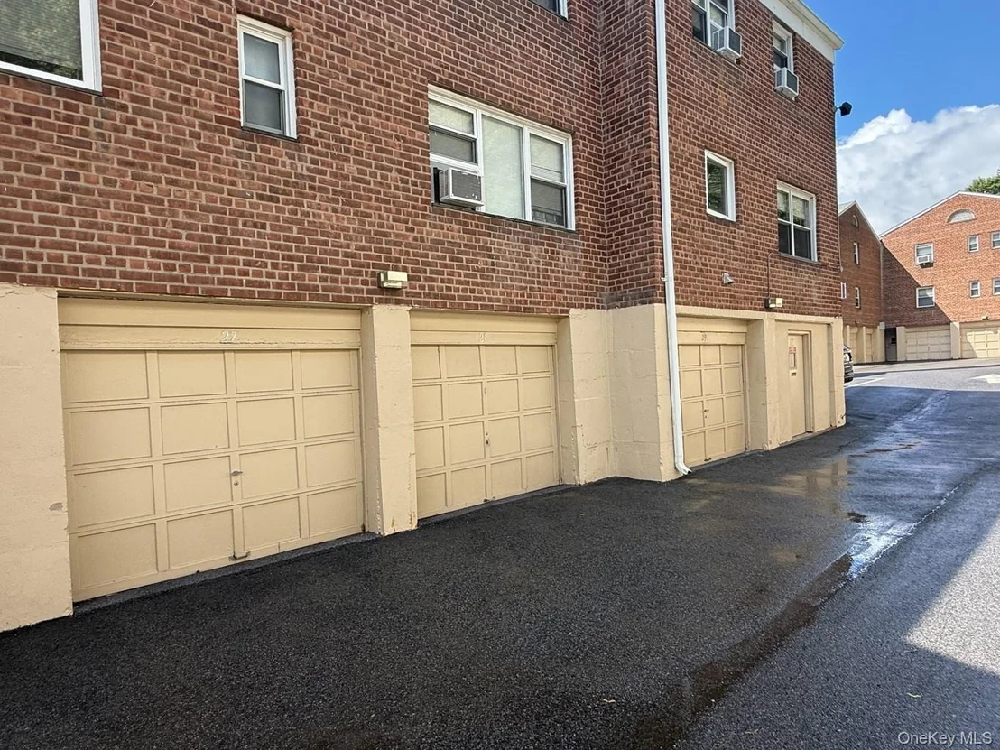 Photo of Unit A at 28 Oregon Avenue