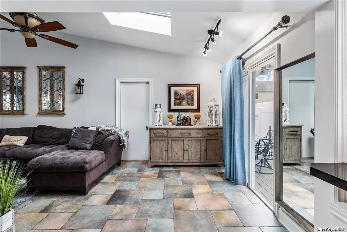 Photo of 9 Balfour Drive