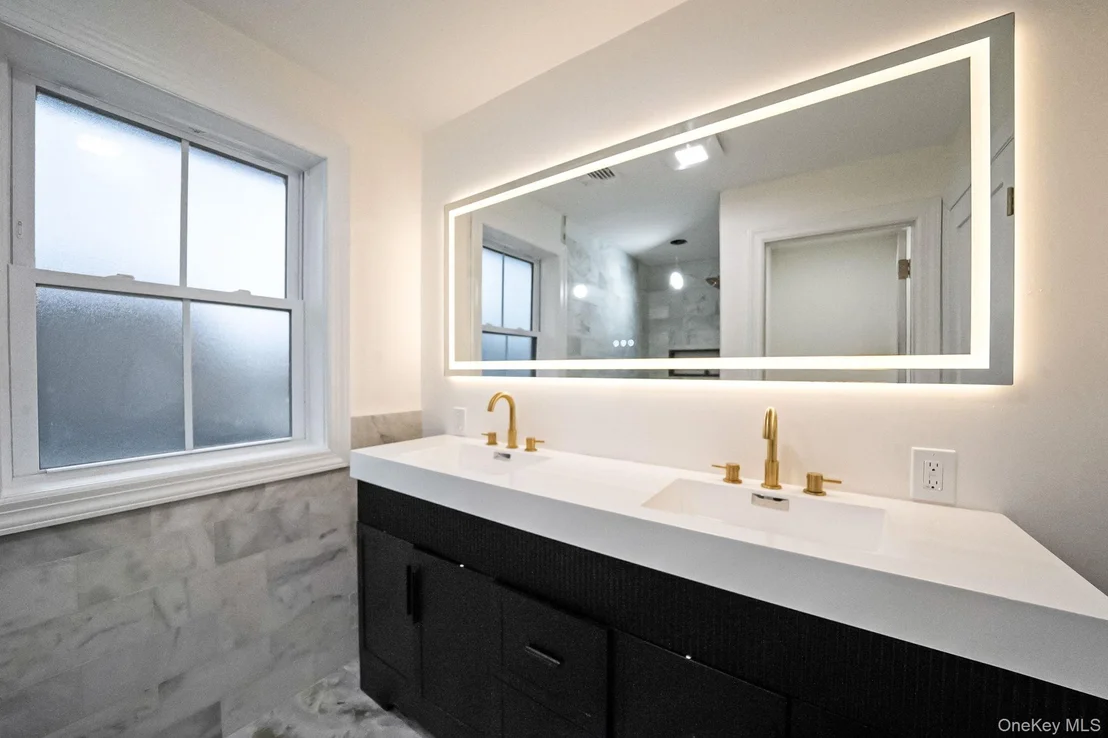 Photo of 2929 Yale Place