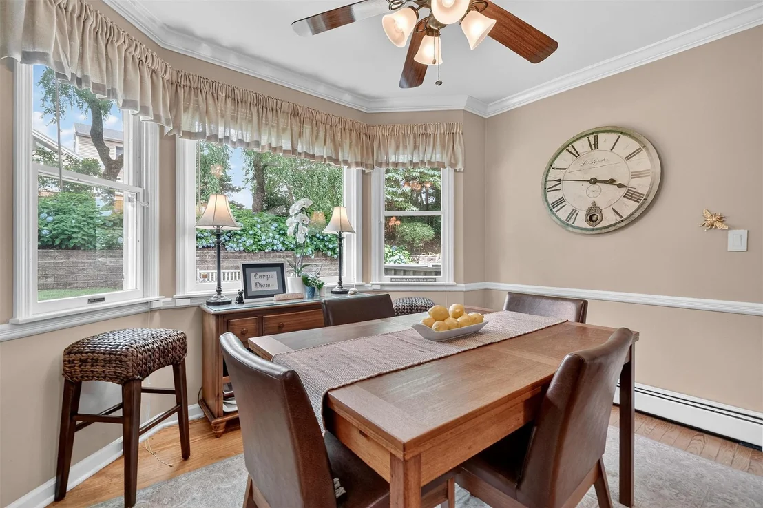 Photo of 38 Middale Road