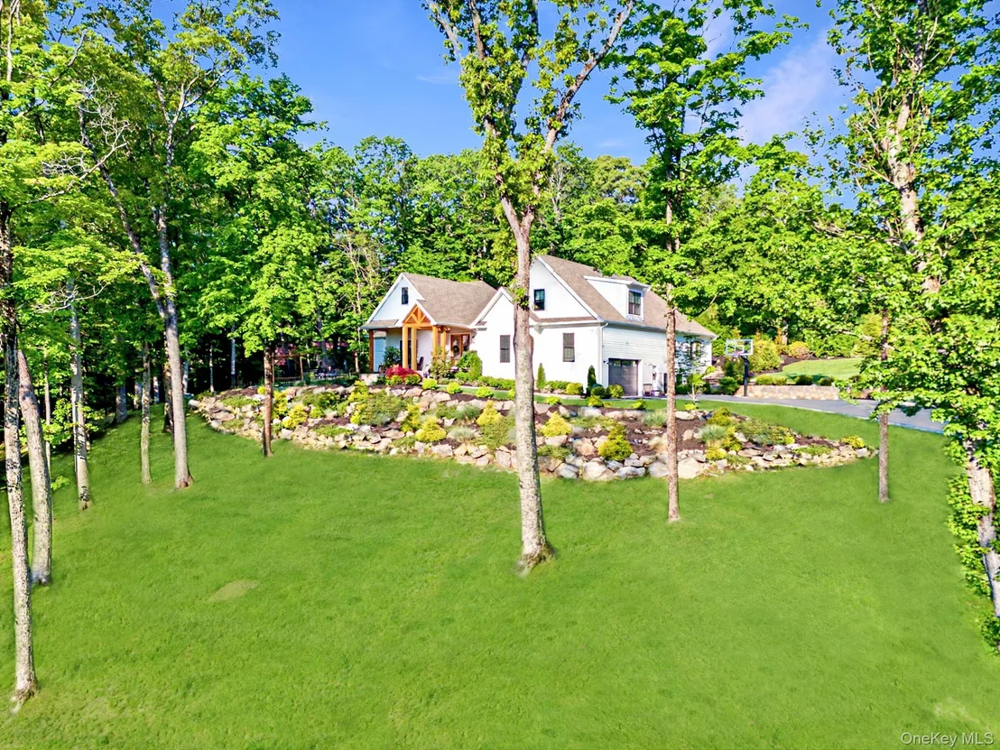 Photo of 40 Hamilton Drive