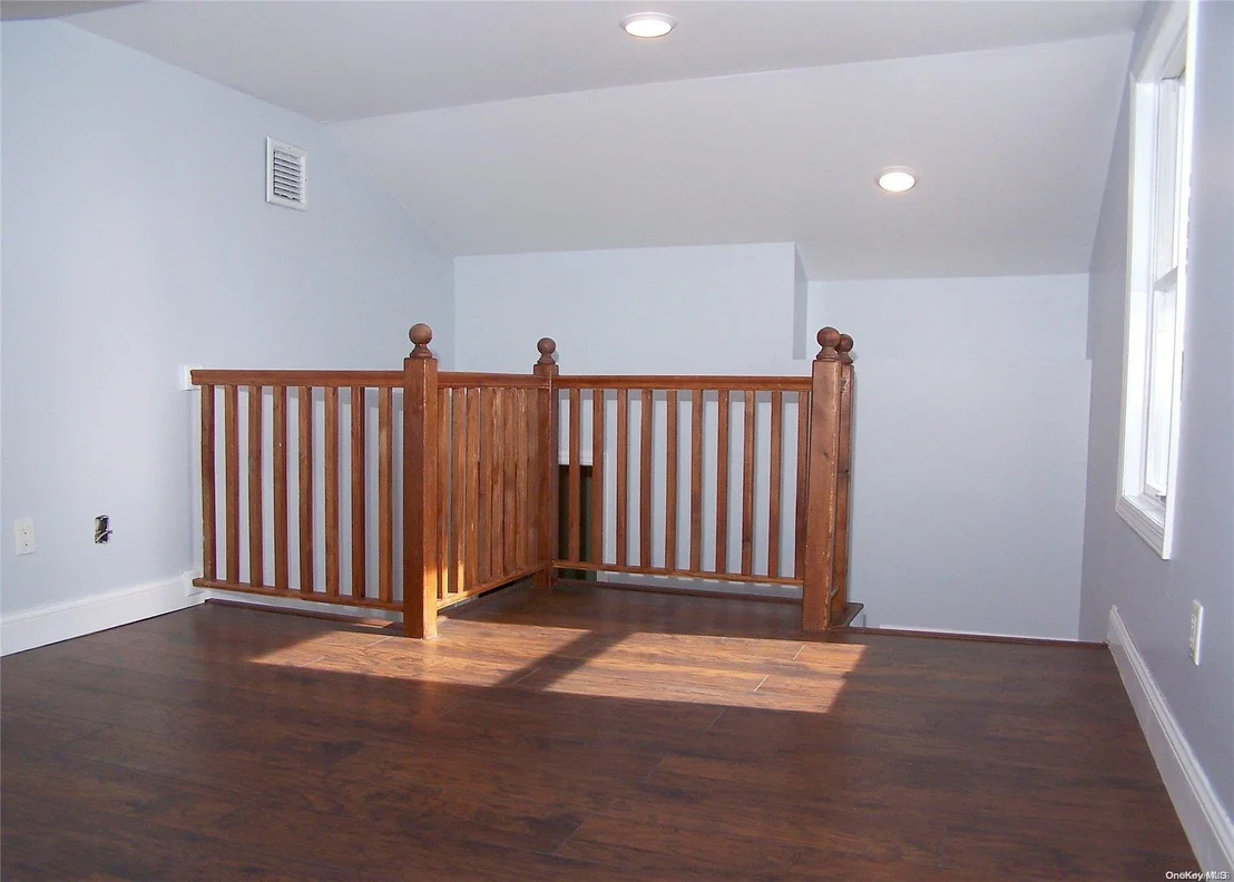 Photo of 88 Moody Avenue