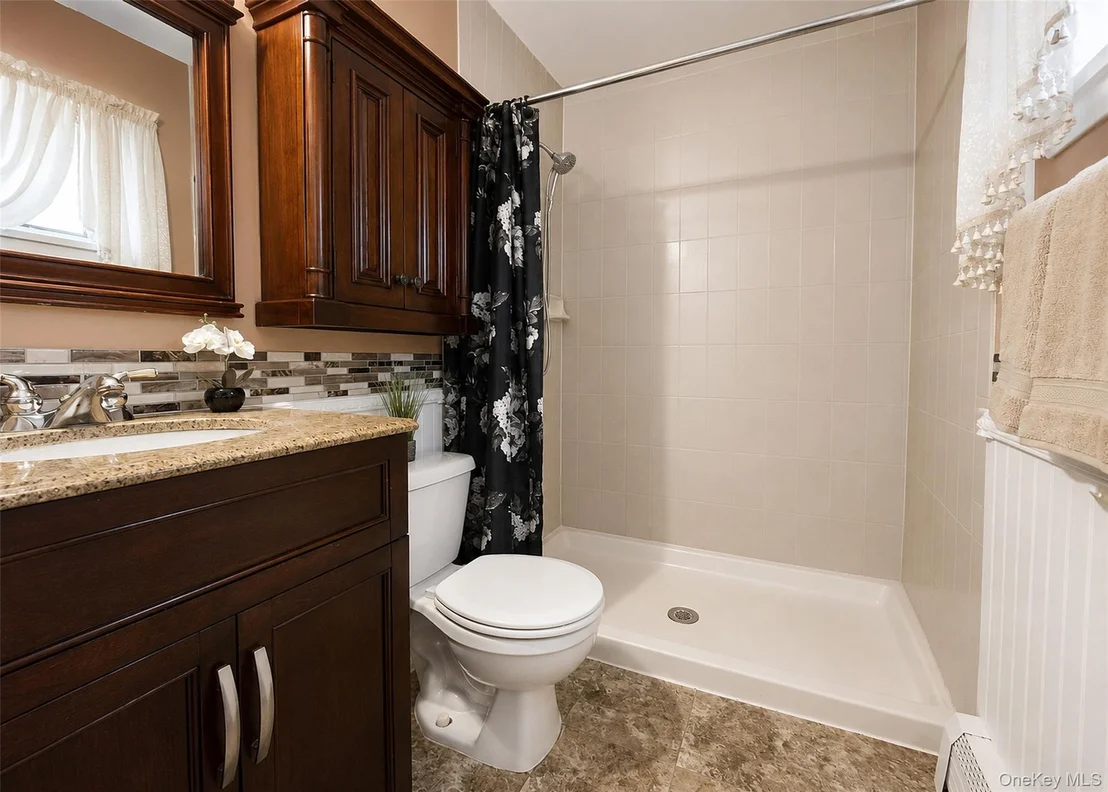 Photo of 5 Avenue B