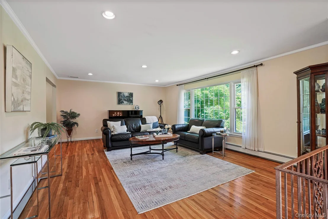 Photo of 2 Rochambeau Drive