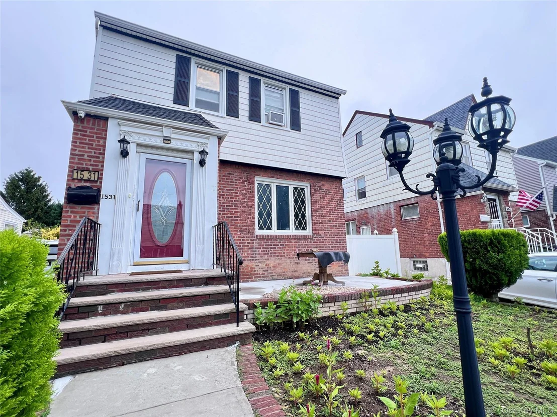 Photo of 1531 145th Place