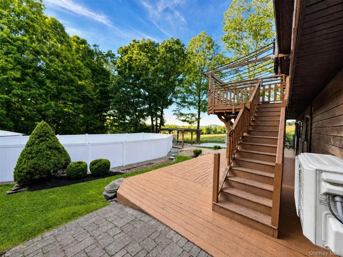 Photo of 15 Arlington Drive
