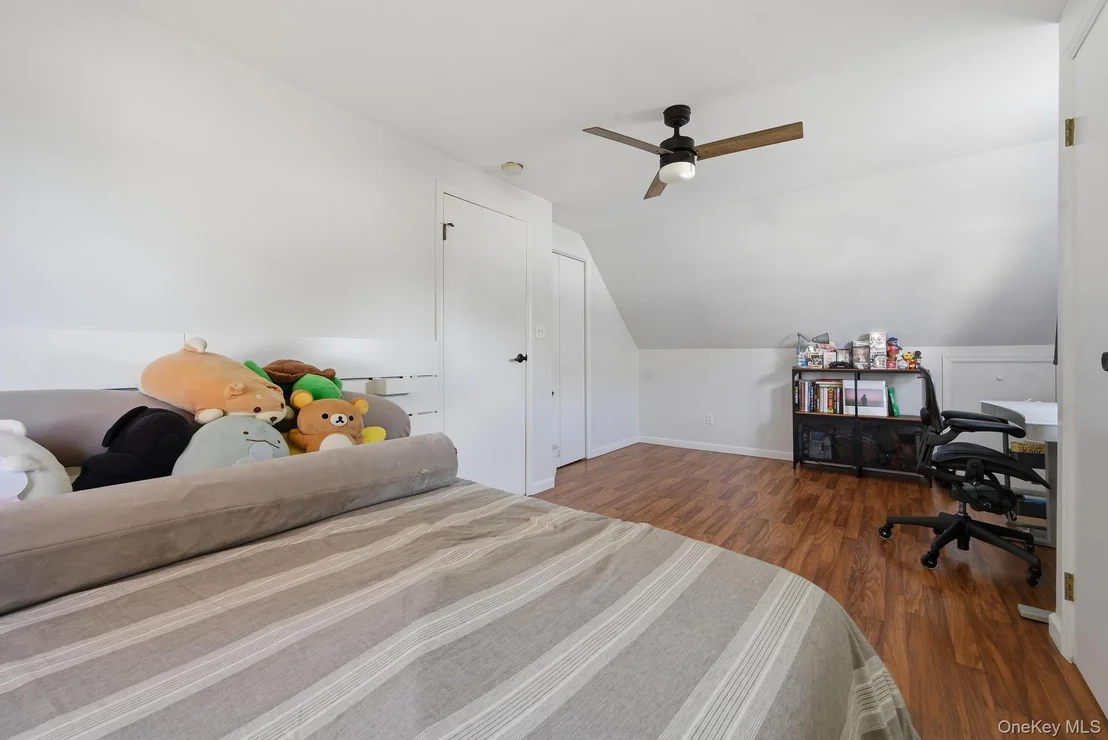 Photo of 440 Cole Place