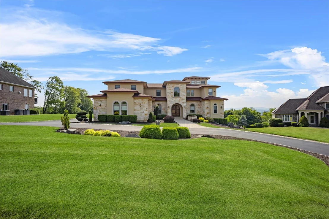 Photo of 18 Carmel Heights