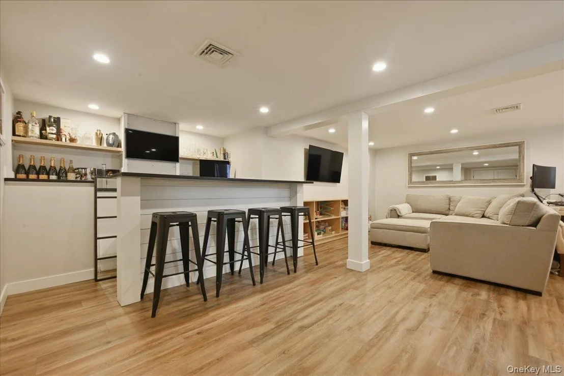 Photo of 98 Vincent Place