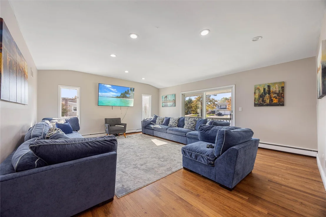 Photo of 2932 Joyce Lane