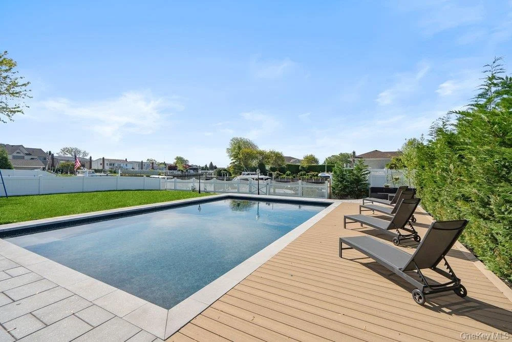 Photo of 159 Driftwood Drive