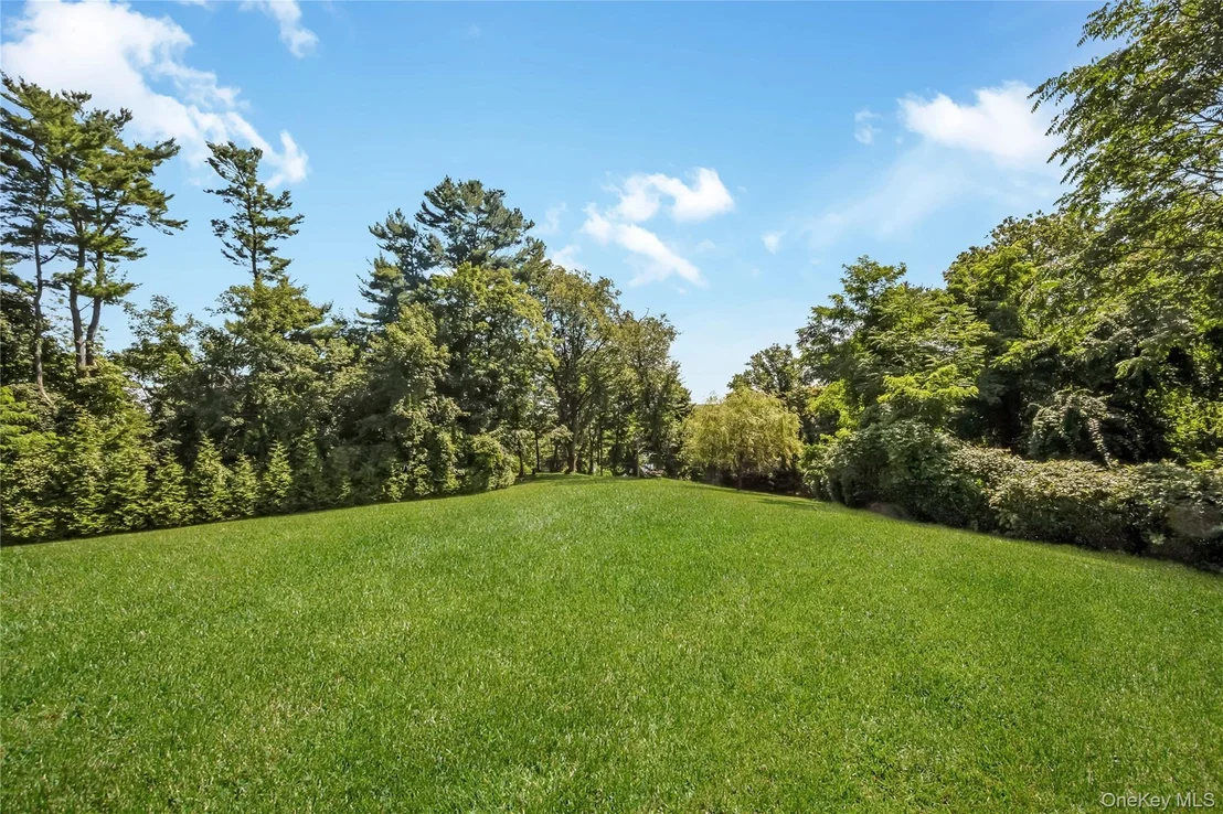 Photo of 314 Mill Hill Road