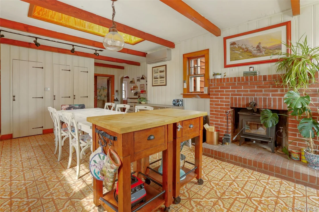 Photo of 12 Hillside Avenue