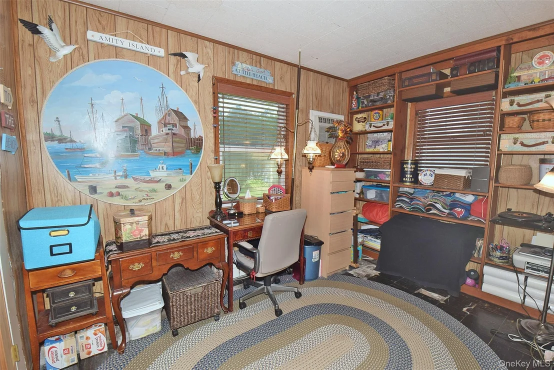 Photo of 48 Barnyard Lane