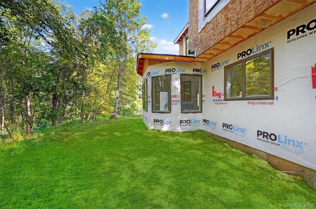 Photo of 35 Driftwood Drive