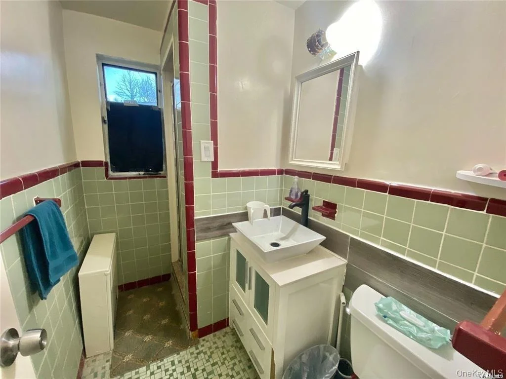 Photo of 107 Baker Hill Road