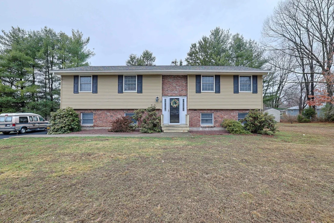 Photo of 2 Blue Jay Drive