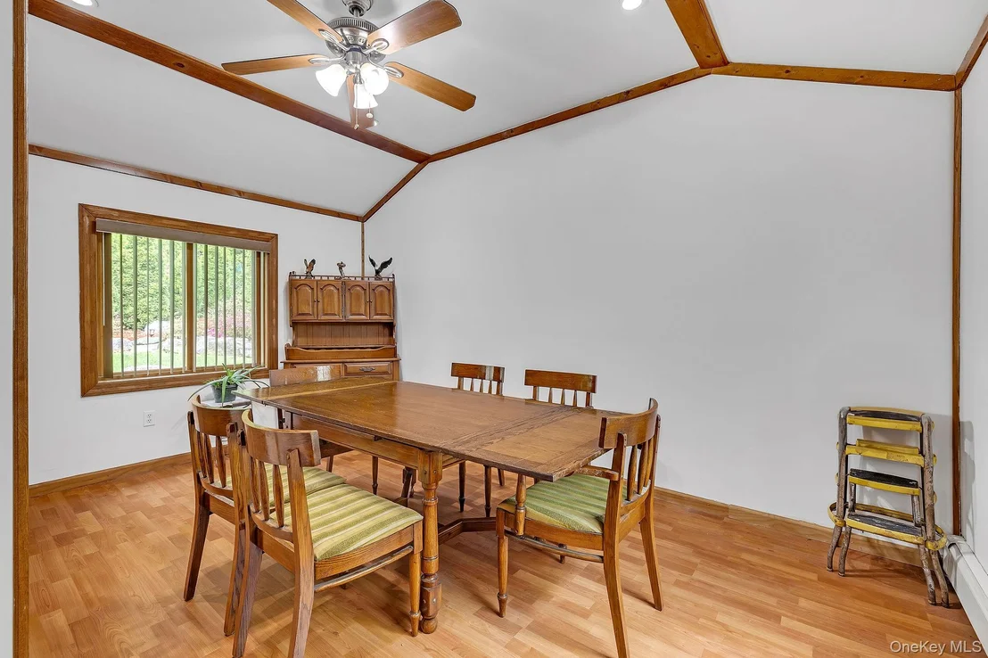 Photo of 42 Taylor Road