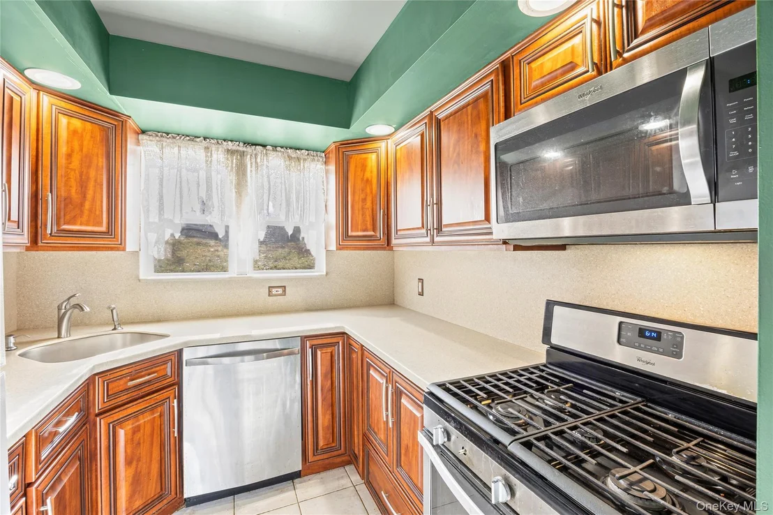Photo of 10 Queen Drive