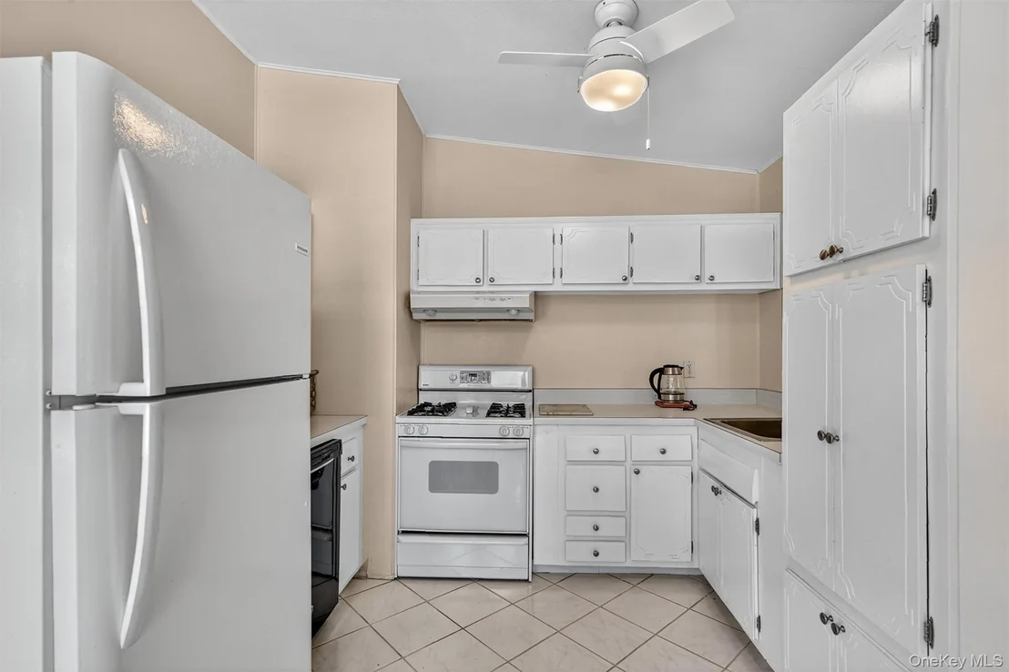 Photo of 25 Crescent View