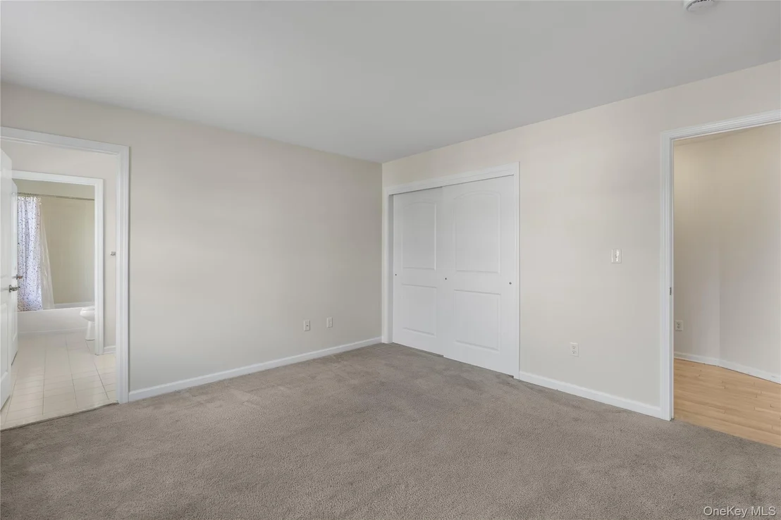 Photo of 34 Field Stone Drive