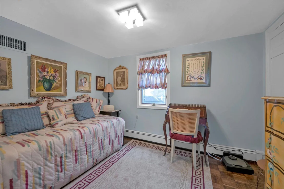 Photo of 32 Cedar Drive