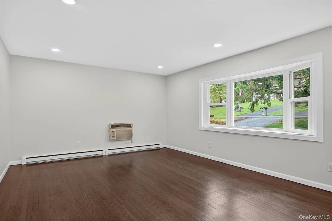 Photo of 25 Kings Drive