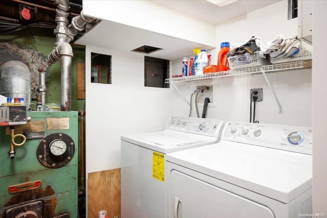 Photo of 46 Nassau Boulevard