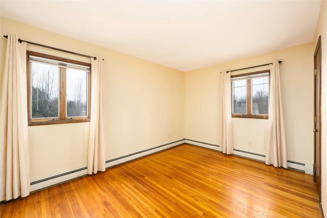 Photo of 46 Upton Road