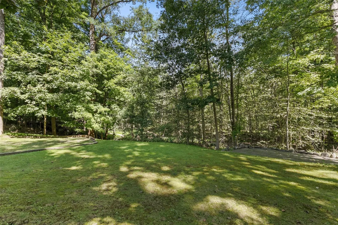 Photo of 12 Fox Ridge Road