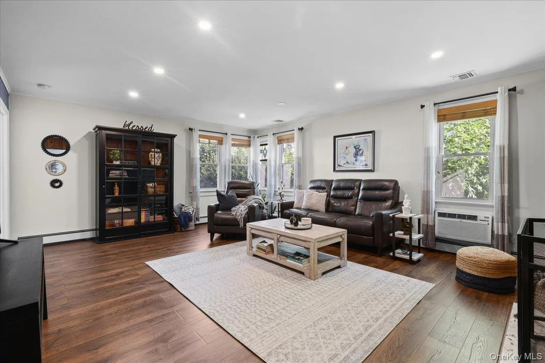 Photo of 65 Lake Drive