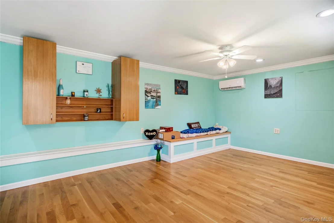 Photo of 115 Cedar Avenue