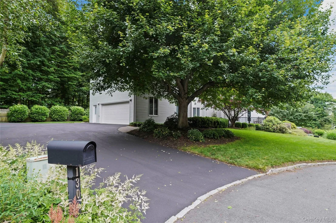 Photo of 130 Bramblebrook Road