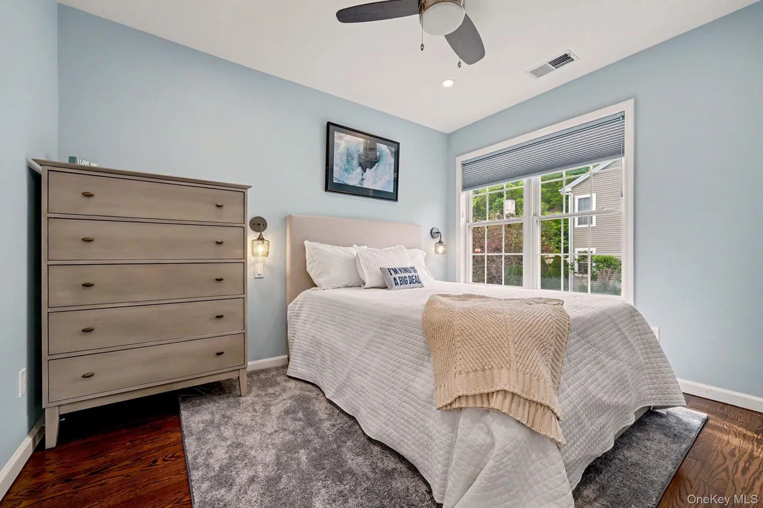 Photo of 32 Valimar Boulevard