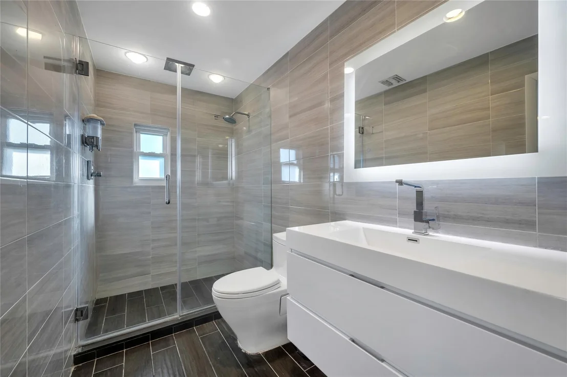Photo of 76 Hemlock Road