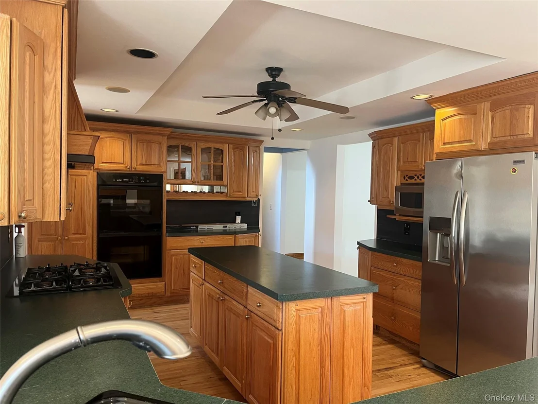 Photo of 1799 Wading River Manor Road