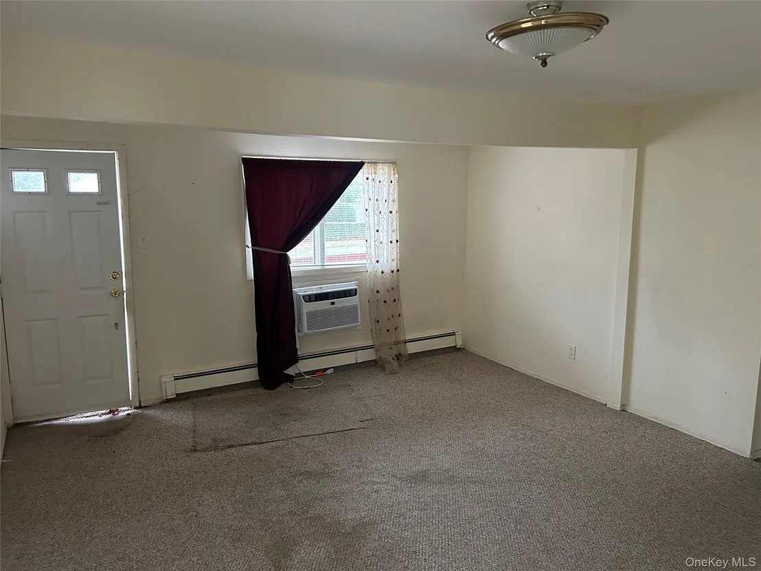 Photo of 155 Dahlia Drive