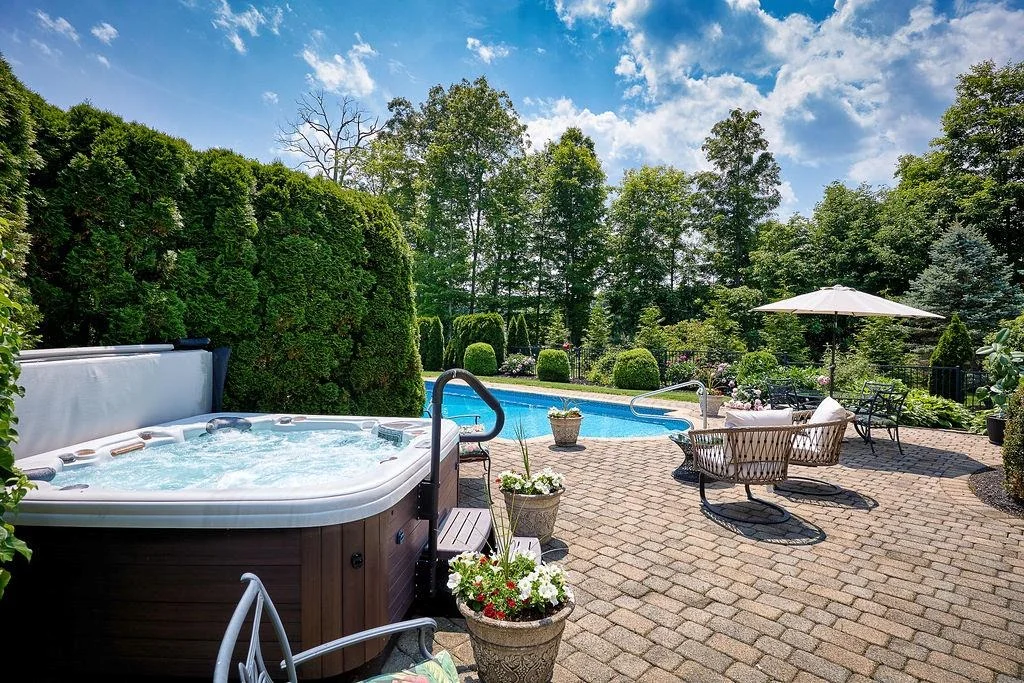 Photo of 57 Coachlight Drive