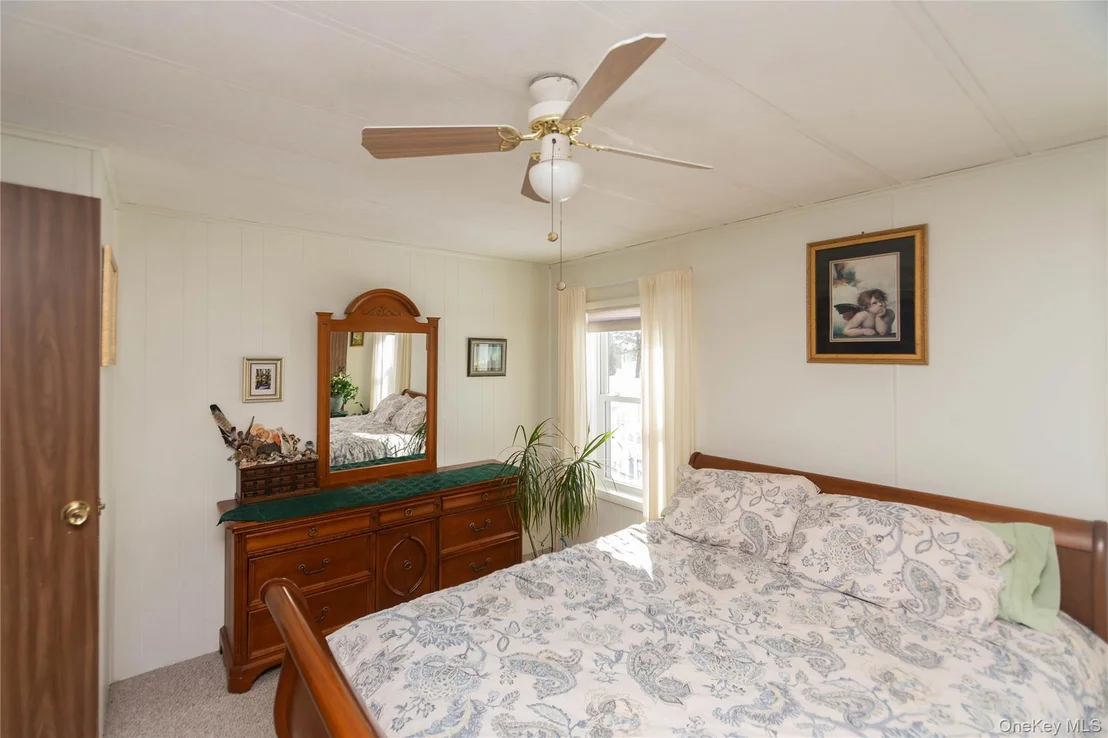 Photo of 74 Hidden Brook Drive