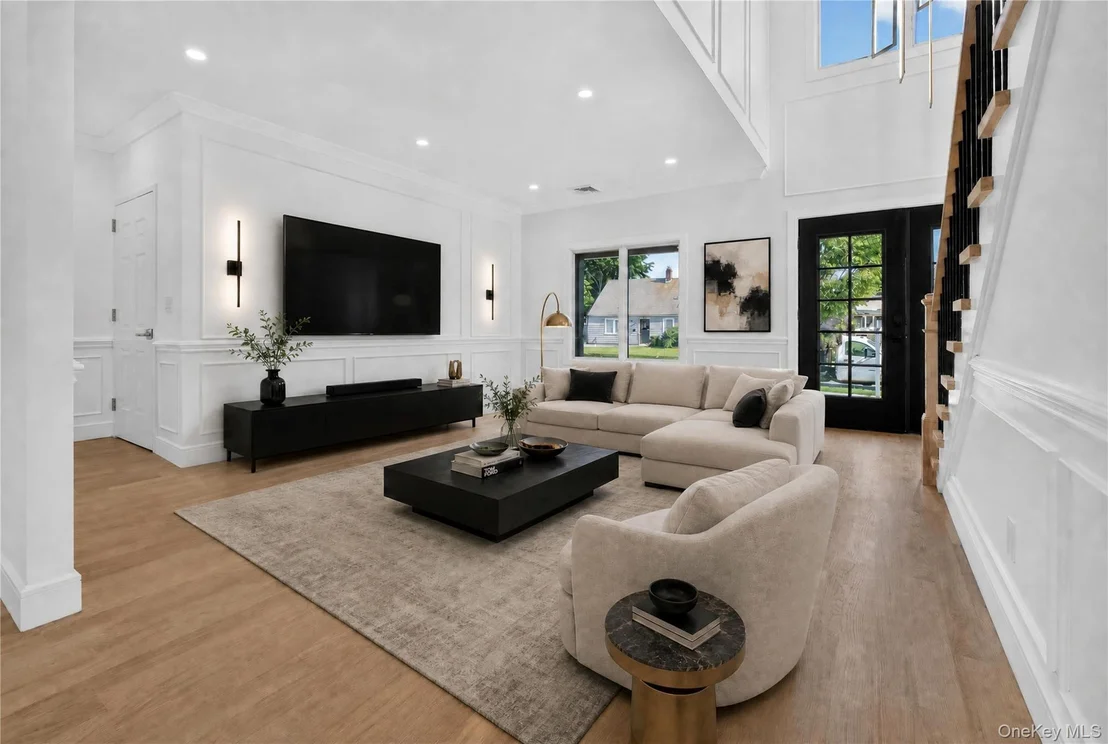 Photo of 44 Meadow Lane