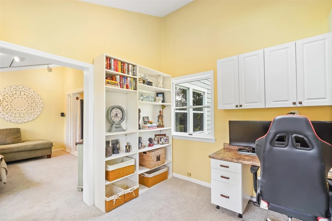 Photo of 4 East Drive