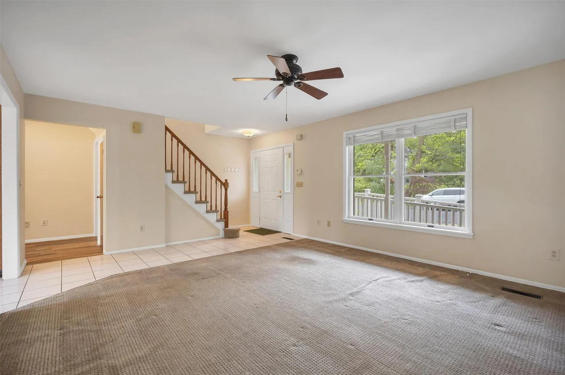 Photo of 7 Mailler Avenue