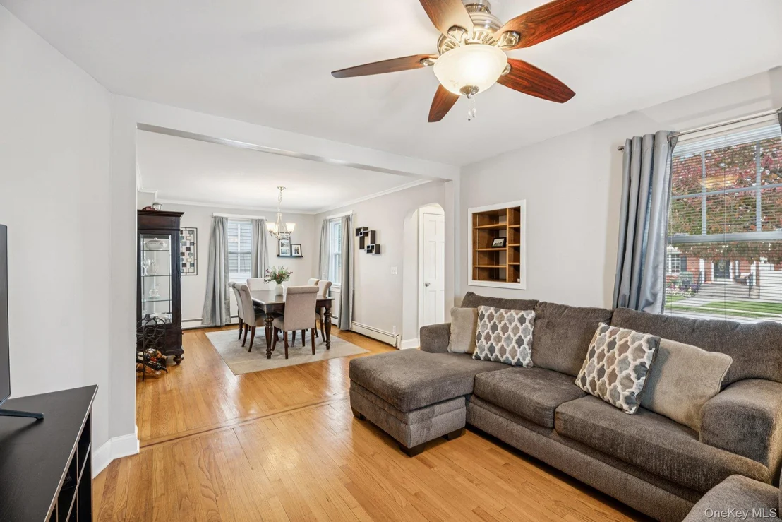 Photo of 215 Harrison Avenue