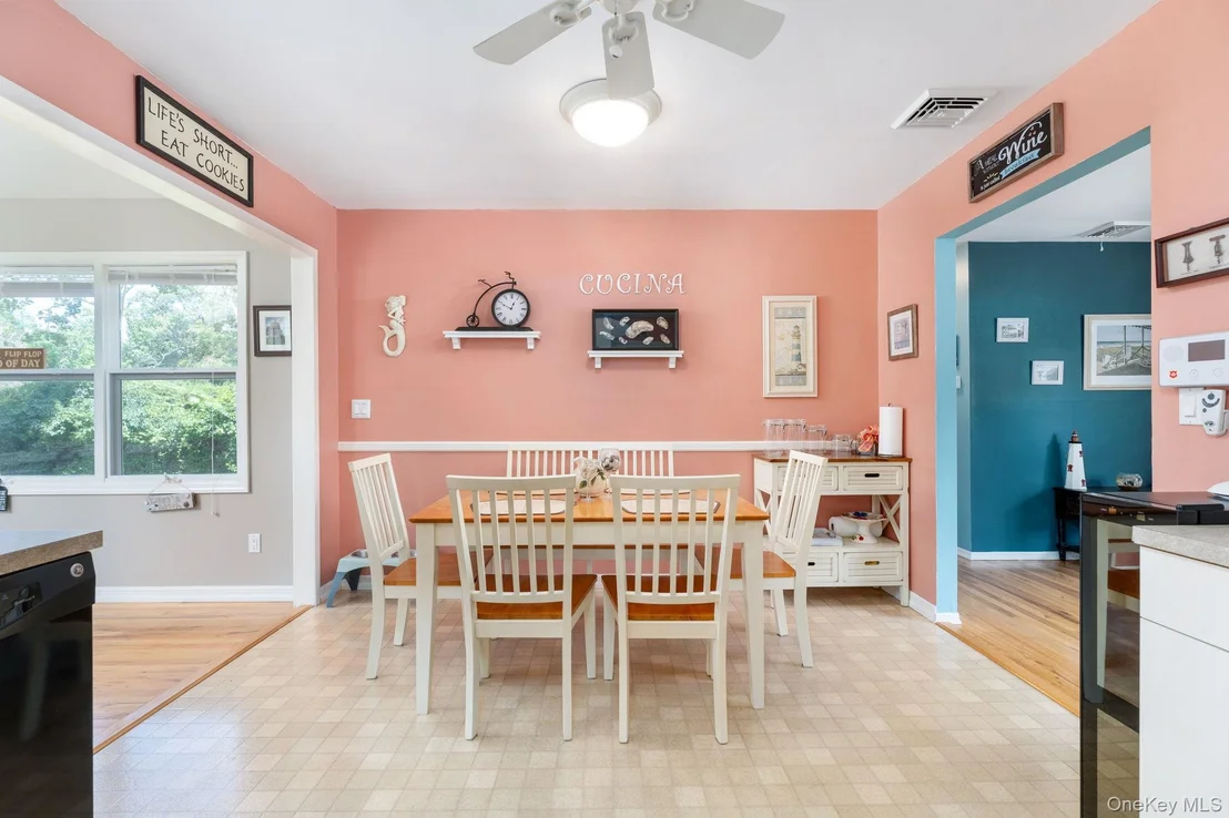 Photo of 23 Staller Boulevard
