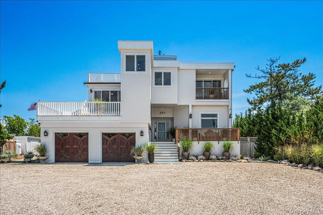 Photo of 291 Dune Road
