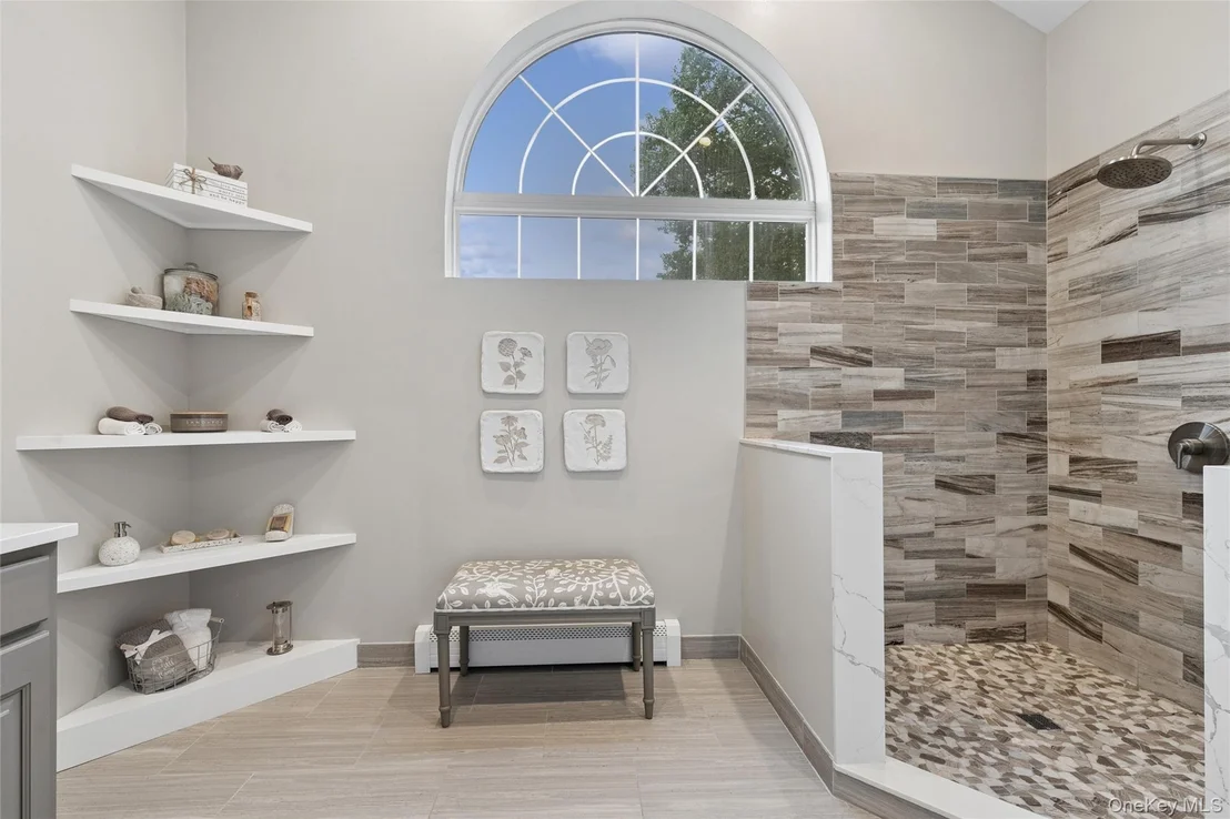 Photo of 42 Adelia Path