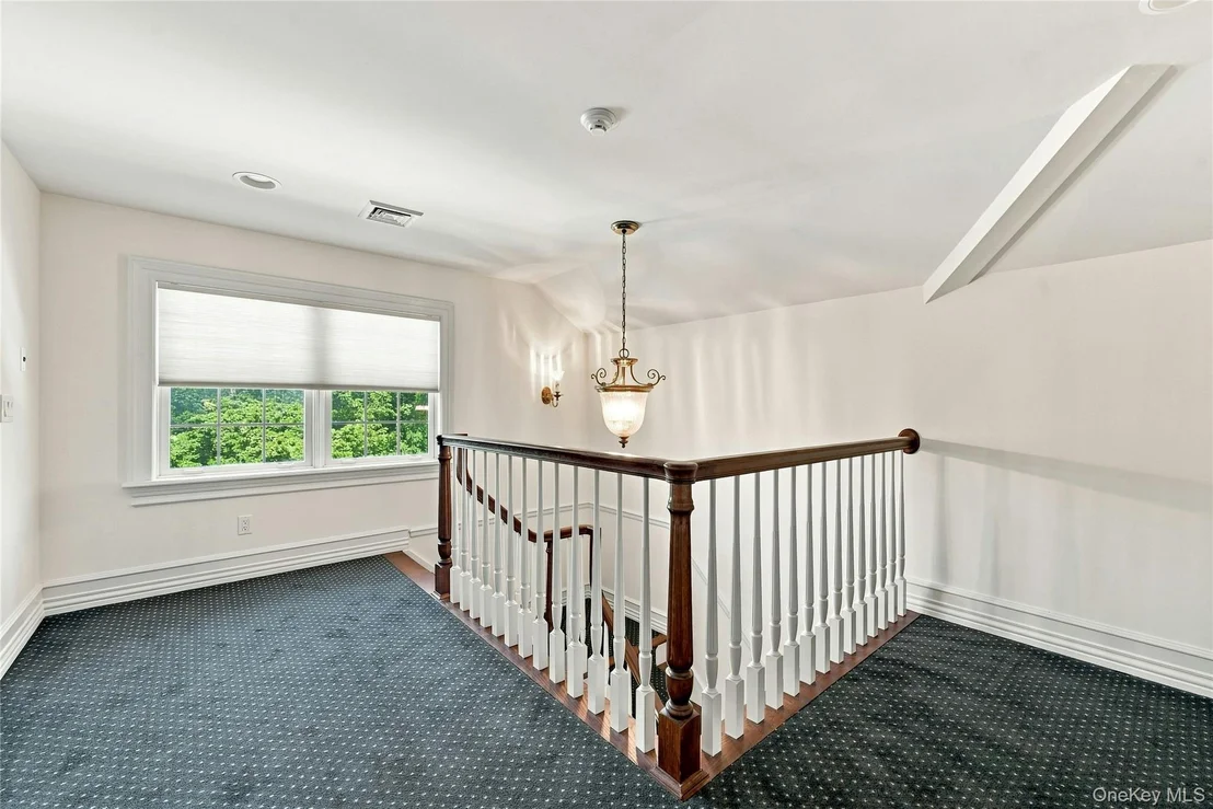 Photo of 3 Crescent Drive