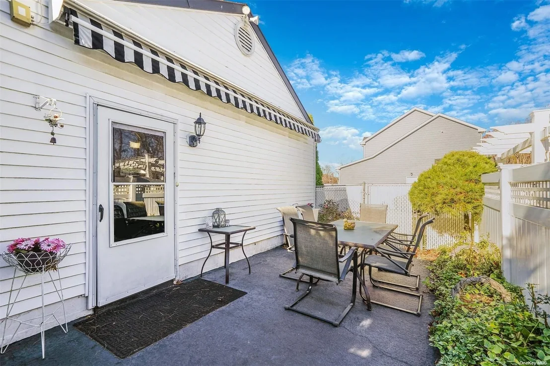 Photo of 10 Marchant Drive