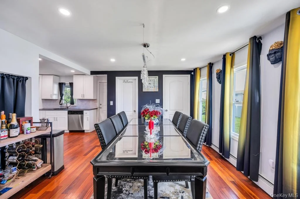 Photo of 573 Miller Avenue